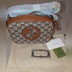 NWT crossbody GG bag w/ dust bag